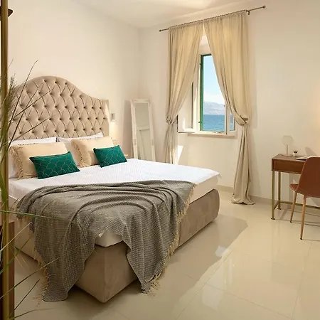 Seafront North House