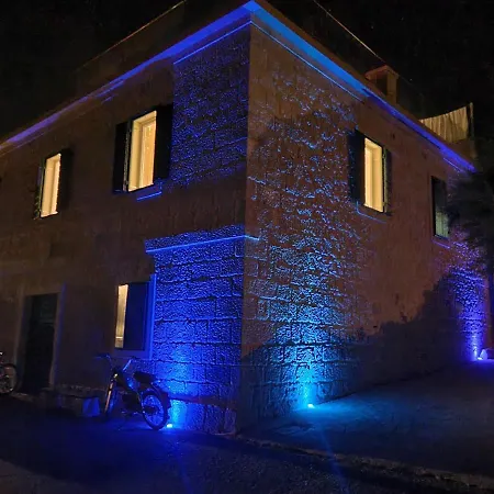 Seafront North House Villa Sutivan