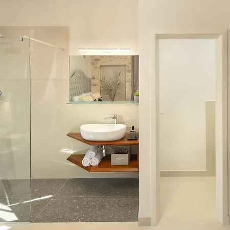 Seafront North House