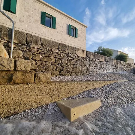 Seafront North House Villa *