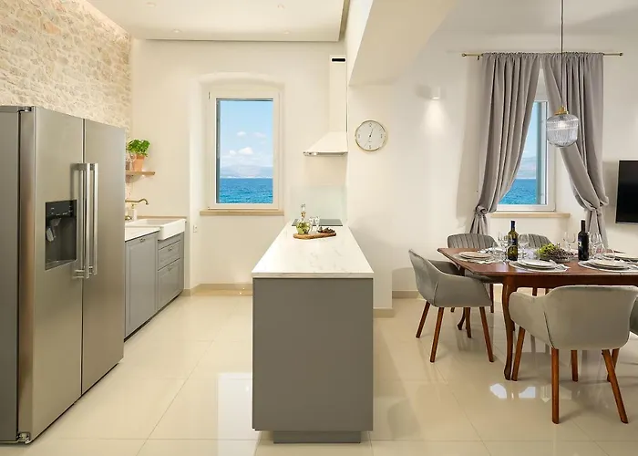 Villa Seafront North House