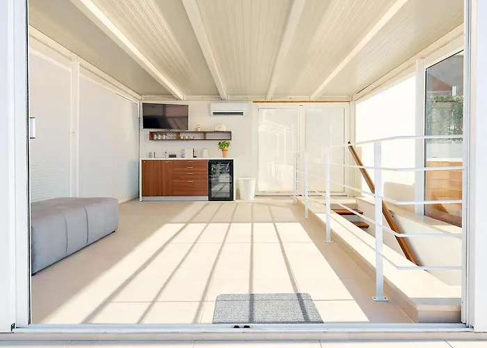 Villa Seafront North House