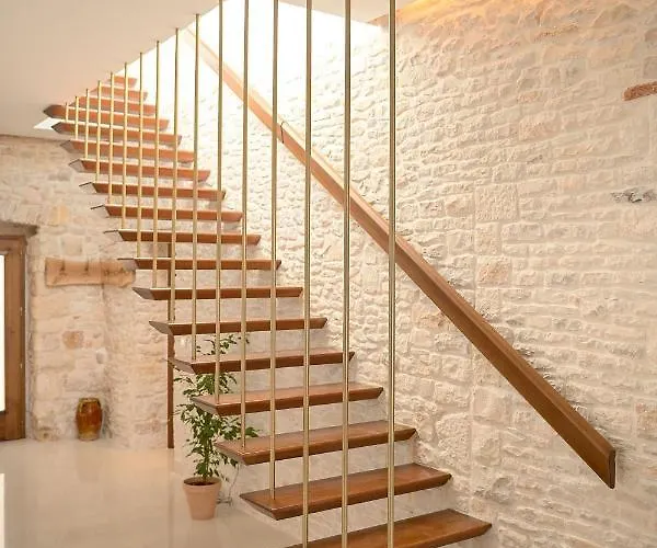 Seafront North House Villa