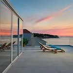וילה Seafront North House *