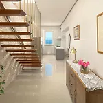 Seafront North House וילה *
