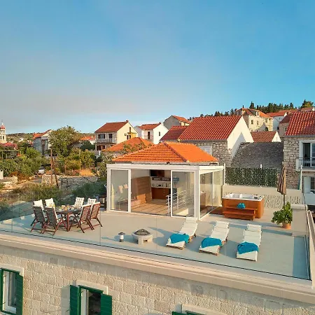 וילה Seafront North House *